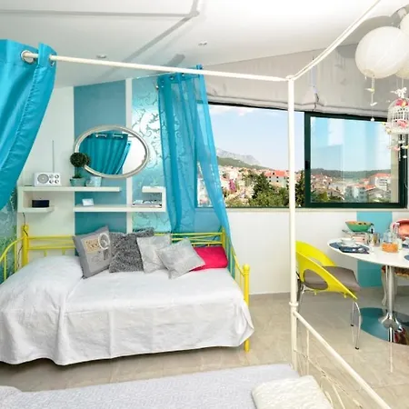 L & F Apartment